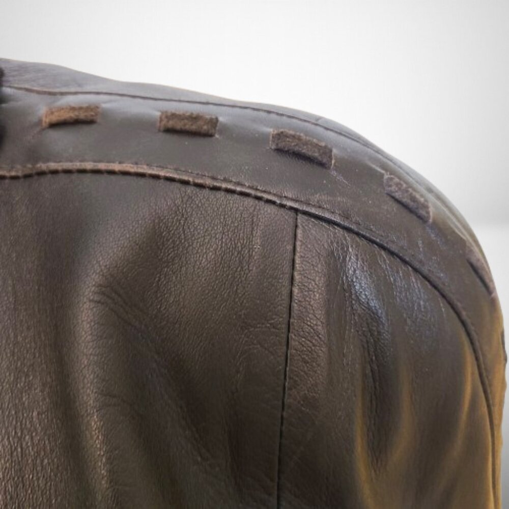 Stunning Saks Fifth Avenue Leather Coat with Fur Trim - Size 8 - Picture 11 of 12